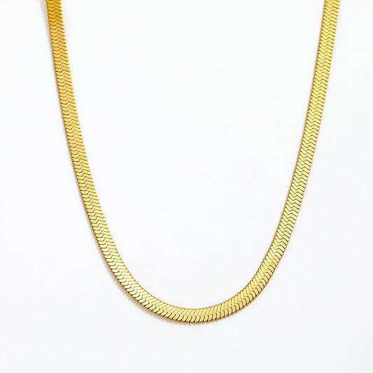 Collier Plat Serpent PVD — Acier Inoxydable Plaqué Or 18K
