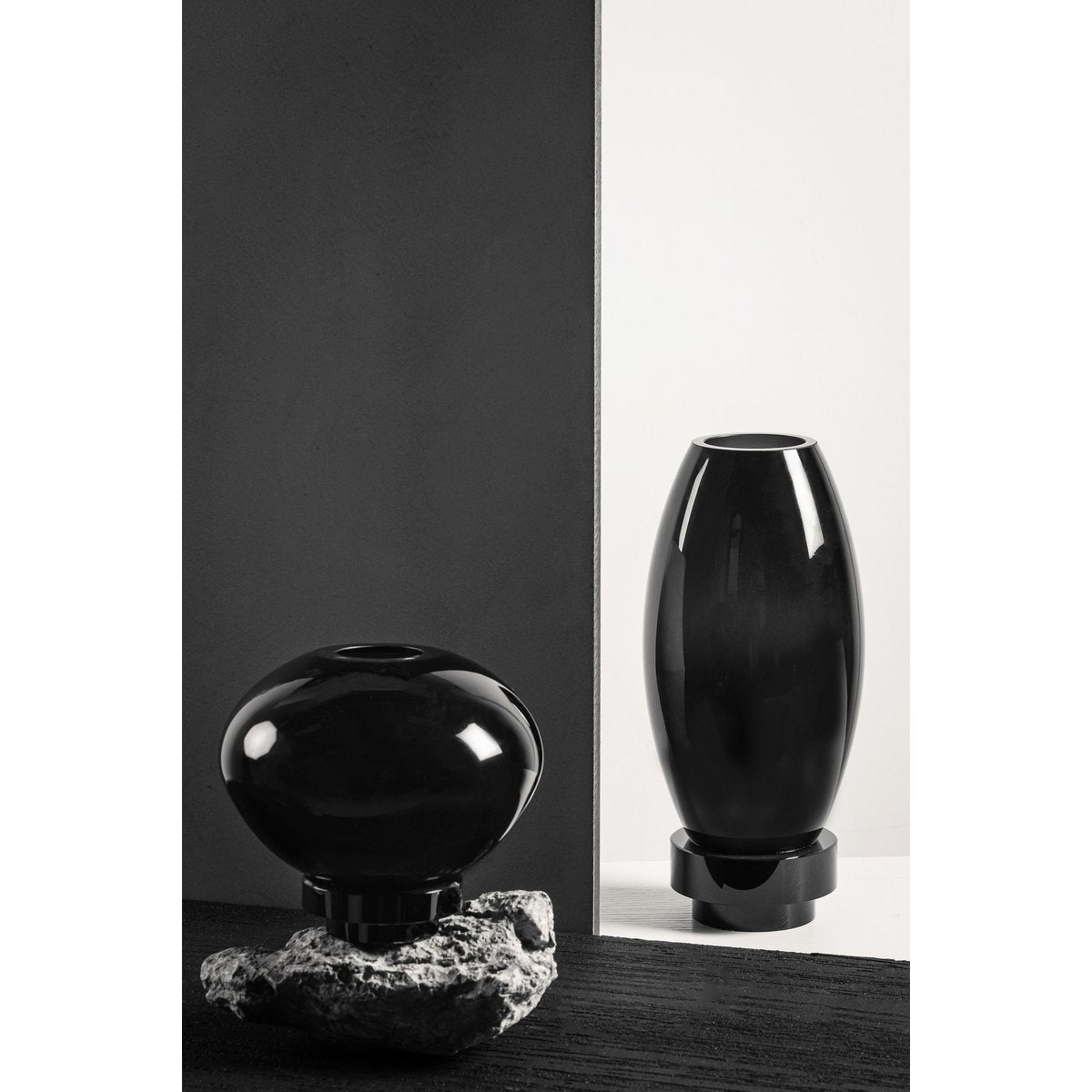 Vase Boule Noir RUD Luxury Edition Verre Design