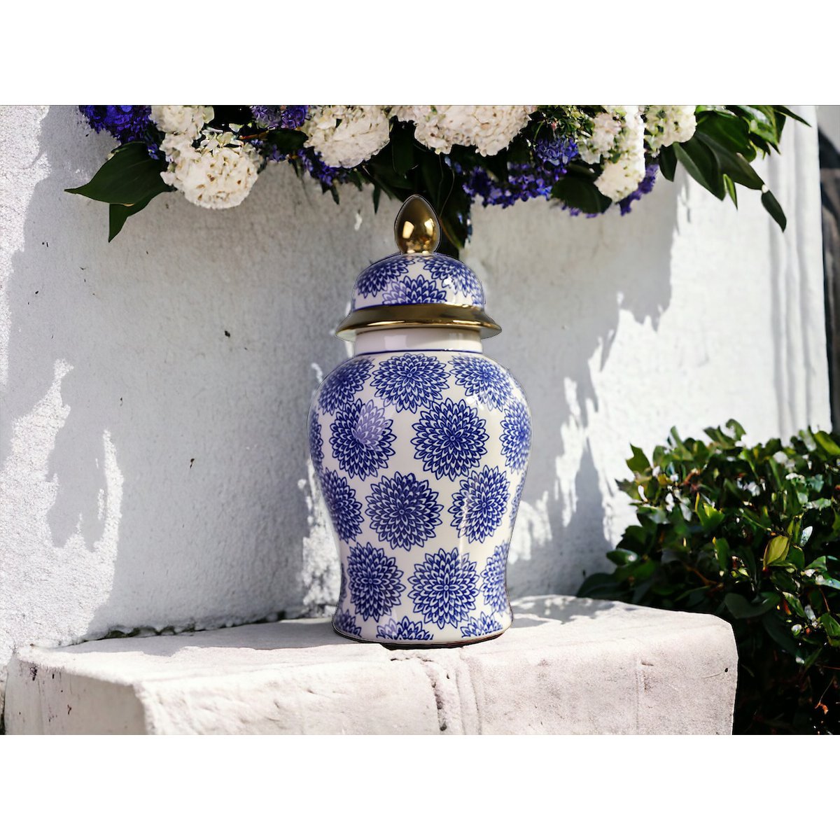 Vase Ginger Jar Dahlia Bleu & Blanc – Porcelaine H38cm – vue rapprochée | QMF Trading – H&S SELECT