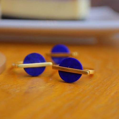 Bague Lapis Lazuli Pierre Ronde — Argent 925 Plaqué Or 18K – vue alternative | LanLivia – H&S SELECT