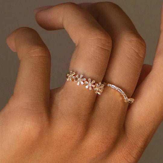 Bague Motif Floral Baguettes Zircone — Argent 925 Recyclé